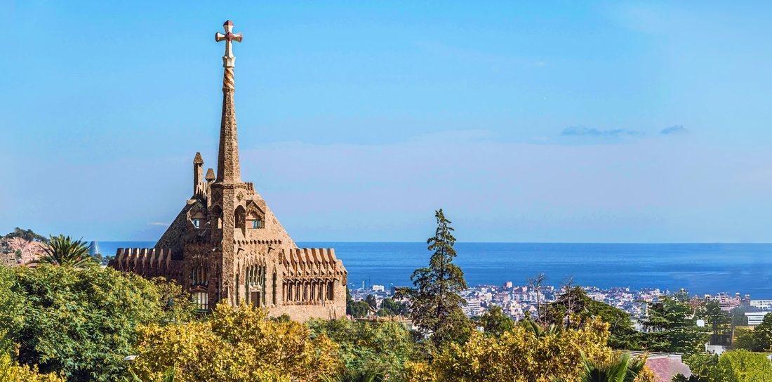 Torre Bellesguard de Antoni Gaudí — falda del Tibidabo Sant Gervasi